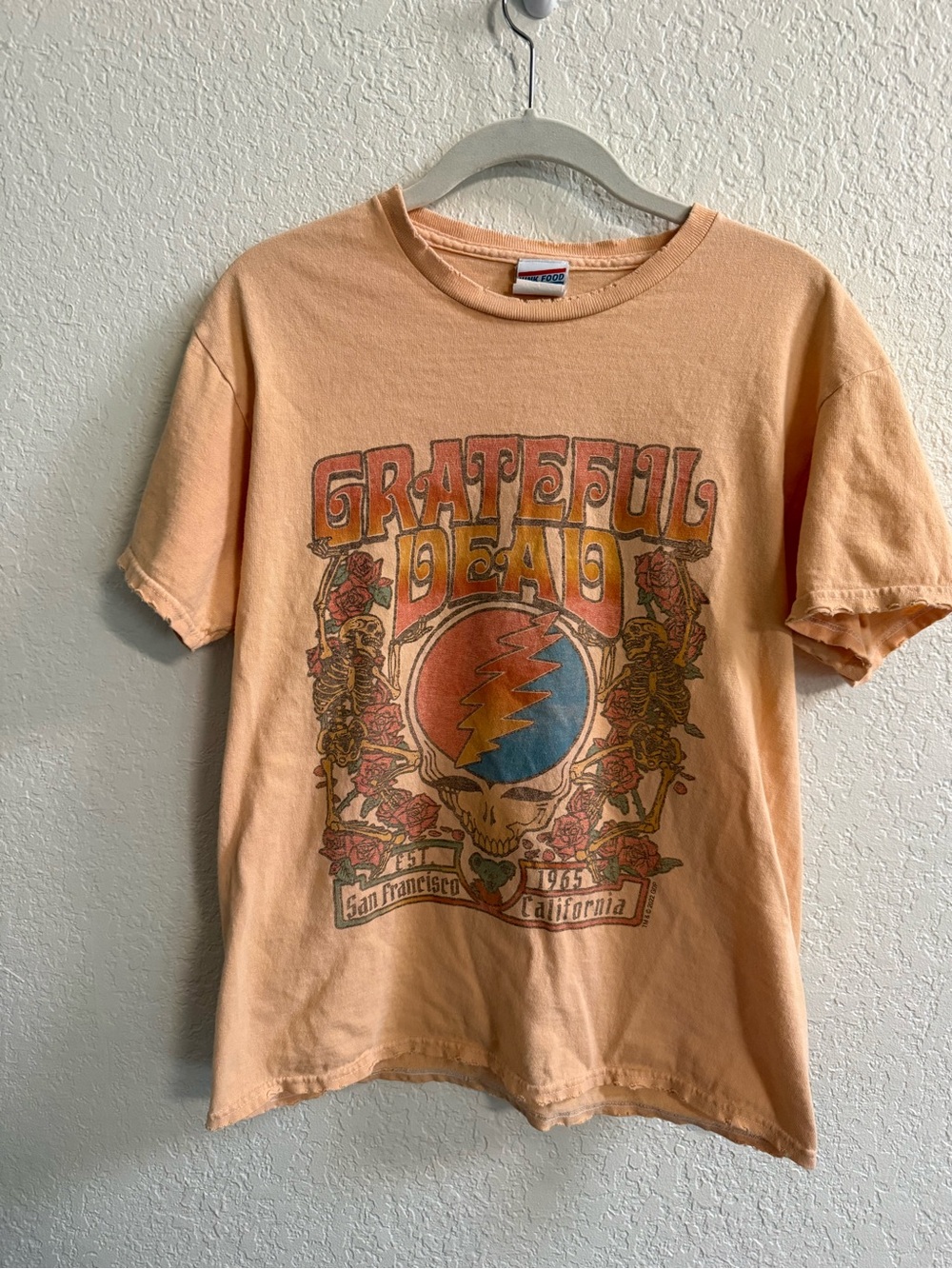 Grateful Dead Peach Short-Sleeve Distressed Graphic Tee